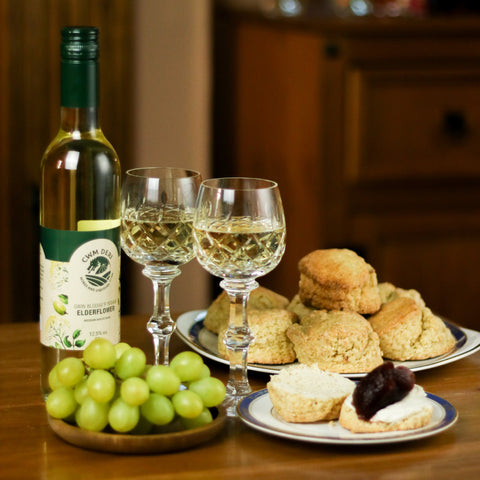 Cwm Deri Elderflower 75cl Medium Sweet White Wine