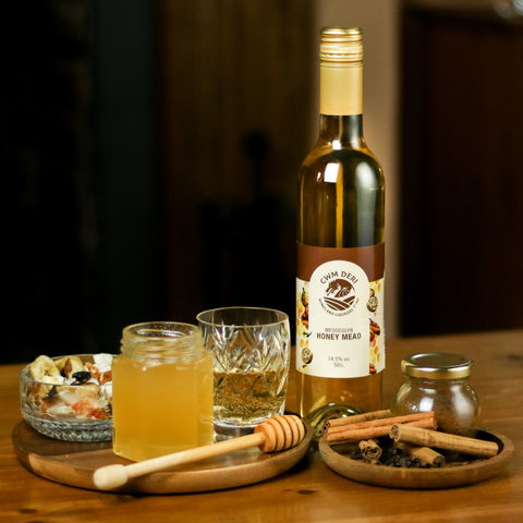 Cwm Deri Meddeglyn 75cl Sweet Honey Mead